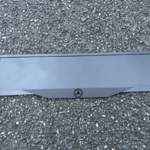 MERCEDES LOGO